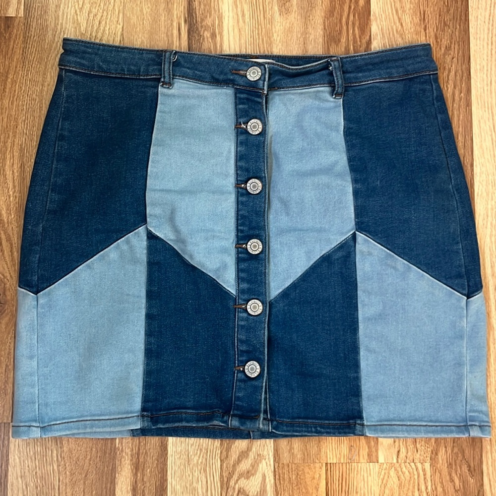 Patchwork denim skirt